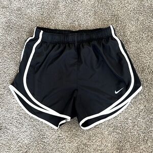 Nike women’s running shorts